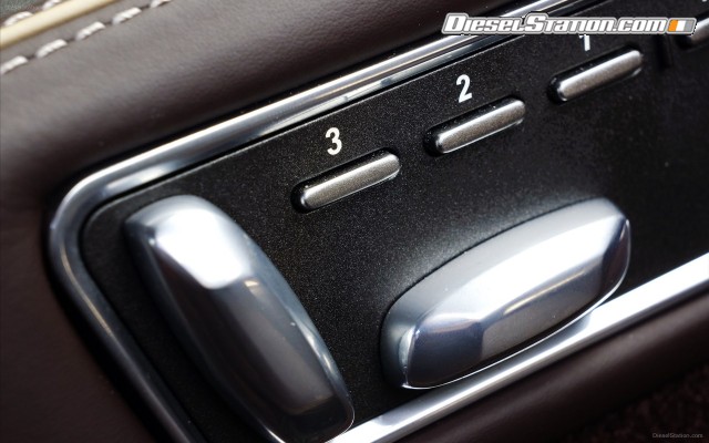 Aston Martin DB9 2013 Widescreen Picture #98 Aston Martin DB9 2013 Widescreen Picture #98